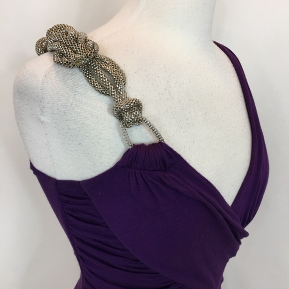 🌞 NU Purple Gown (B-13) - Picture 4 of 6